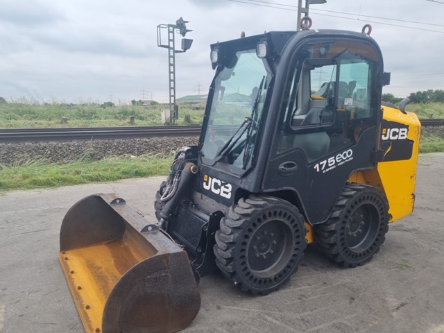 2016 JCB 175