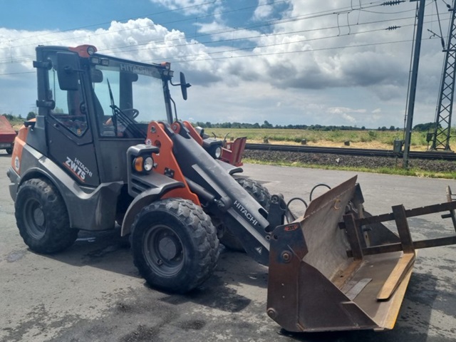 2017 Hitachi ZW75